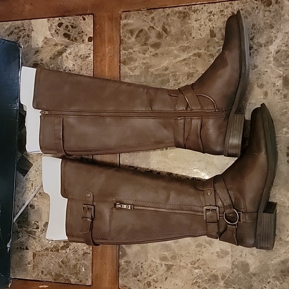GUESS Riding Boots - Picture 3 of 16